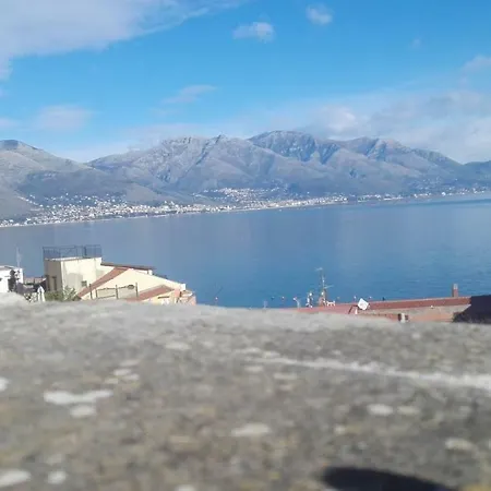 Appartamento Little Art House Gaeta Esterno foto