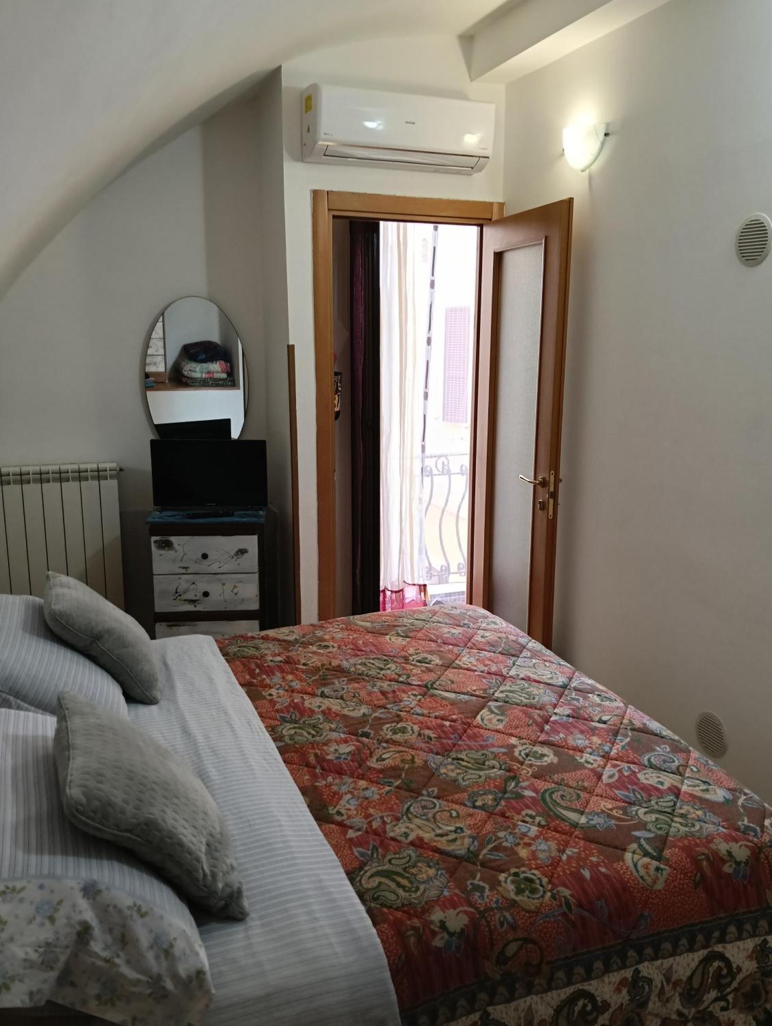Apartment Little Art House Gaeta